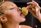 MIERE, LĂMÂIE ŞI APĂ CĂLDUŢĂ. Miracolul acestui cocktail pe care ar trebui să-l consumi zilnic