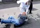 Un elev i-a rupt mâna unui coleg de clasă pe holurile unităţii de învăţământ 