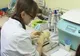 CANCERUL, TRATAT CU AUR: Testele revoluţionare ale cercetătorilor clujeni