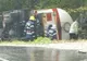 Doi răniţi după ce o cisternă de lapte, s-a răsturnat pe carosabil la Braşov 