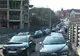 PROTEST INEDIT, la Cluj, cu maşini PARCATE pe stradă: câteva blocuri se construiesc pe spaţiul verde