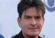 GESTUL SCANDALOS făcut de Charlie Sheen