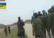 CRIMEEA, IMAGINI DRAMATICE. Militari ruşi trag focuri de armă, înfruntaţi de ucraineni neînarmaţi