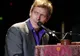 DR. HOUSE vine în România să susţină un concert. VEZI CUM CÂNTĂ actorul britanic