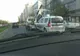 MARTOR OCULAR: O maşină de poliţie ridicată de pe un bulevard din Craiova