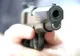 Doi hoţi din locuinţe, opriţi cu focuri de armă de poliţişti, sâmbătă seară în Capitală