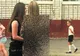O să rămâi mut de uimire cum s-a îmbrăcat o rusoiacă la balul de absolvire 