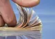 Banii cash vor DISPĂREA. Anul în care vor ieși din circulație este prezis de un economist