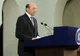 Băsescu către investitori: Mergeţi după forţa de muncă, nu aşteptaţi ca în SUA, că nu va veni
