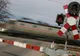 ACCIDENT GRAV. O maşină a fost LOVITĂ ÎN PLIN de un tren şi târâtă 20 de metri