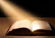 "Biblia care a ajuns pe Lună" a fost vândută la licitaţie
