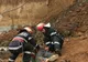 ACCIDENT GRAV: Un şofer a murit după ce peste camion s-a dislocat un perete muntos