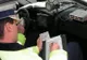 GEST INCREDIBIL: Ce le-a făcut un şofer poliţiştilor care l-au legitimat