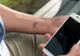 Telefonul care se deblochează cu tatuaje digitale