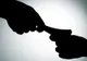 Subofiţer MApN, prins în timp ce primea mită 300 de lei pentru a transfera o persoană la IPJ Timiş