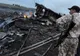 AVION DOBORÂT UCRAINA. Echipele de intervenţie au început RECUPERAREA CADAVRELOR 