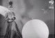 IMAGINI INCREDIBILE. Cum îşi imaginau designerii de modă în 1939 hainele viitorului 