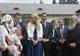 Cum s-a făcut de RUȘINE Victor Ponta la Mănăstirea Nicula. Petre Roman l-a ridiculizat