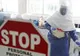 OMS vrea să folosească medicamente experimentale pentru tratarea Ebola 