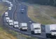 Moscova dezminte că vehicule din convoiul rus ar fi preluat echipamente militare din Ucraina