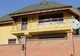 Investigaţie: Mitropolitul Moldovei locuieşte în casa unei blonde  
