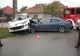 Şoferul unui BMW a intrat în plin într-un alai de nuntă. Cinci persoane au ajuns la spital