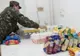 MAI: Trei tone de alimente, apă, pături şi saltele, transportate în Mehedinţi, pentru sinistraţi