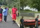 S-a dezbrăcat de haine şi şi-a lăsat lucrurile pe malul apei. Ce a urmat a îngrozit pe toată lumea 