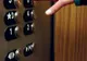 DRAMĂ - Femeie moartă, găsită în casa liftului unui bloc turn din Suceava