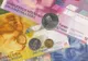 Veste bună pentru cei care au credite în franci elveţieni. O brăileancă a câştigat lupta cu banca
