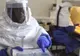 A urcat în AVION și a strigat "AM EBOLA". Ce s-a întâmplat cu pasagerii