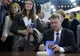 "Pas cu pas" de Klaus Iohannis, cea mai căutată carte la Gaudeamus