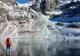 Imaginile pe care e GREU să le crezi ADEVĂRATE, dar sunt REALE: cum arată un LAC limpede ÎNGHEŢAT