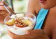 Gustările între mese. Cât de importante sunt. Ajută sau nu la dietă