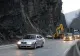 Traficul rutier este OPRIT pe DN57 Orşova - Moldova Nouă din cauza căderii de pietre