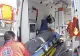 AMBULANŢĂ cu PATRU PACIENŢI, lovită de un şofer BEAT 