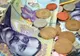 SALARII DE TOP în România. Cât câştigă Iohannis, Isărescu şi patriarhul Daniel