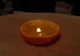 Video: Scoate toată pulpa din coaja de portocală, apoi pune puțin ulei. Ce urmează este INCREDIBIL