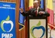 Traian Băsescu şi-a luat în primire biroul de la sediul PMP: E micuţ, curat, îmi place!