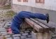 Bancul zilei: Doi beţivi vor să se lase de băut şi nu ştiu cum să facă