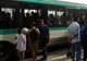 Hoţ surprins când fura din geanta unei femei în autobuz, la Cluj. Reacţia admirabilă a călătorilor