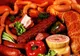 Ce se întâmplă când consumi zilnic mezeluri. Avertismentul nutriţioniştilor