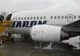 Parlamentari PNL, blocaţi pe aeroporturi. Liberalii acuză o conspiraţie şi cer amânarea plenului