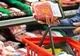Mecanismul prin care hipermarketurile cresc preţurile