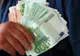 Cu ce salarii vor intra românii în zona euro. Mai bogați cu 60 de euro în 2019, mult sub media UE