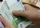 Fost deputat PNL de Bacău, reţinut. A cerut şi primit mită 270.000 de euro când era parlamentar