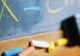 Profesor din Timişoara, agresat şi ameninţat după ce a refuzat să încheie media fiului unui deputat
