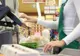 1 iunie vine cu TVA scăzut la alimente. Pentru ce produse vom plăti mai puțin