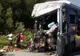 Accident cumplit, din vina unui șofer care a adormit. Autobuz pulverizat de un camion: 11 morți