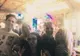 Un detaliu din această fotografie îți face pielea de găină. Un grup de actori din Liverpool, șocați 